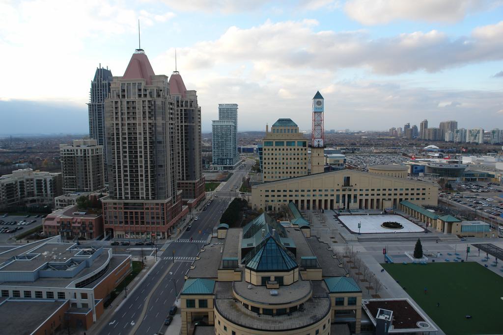 Goodwood Suites Mississauga Exterior foto