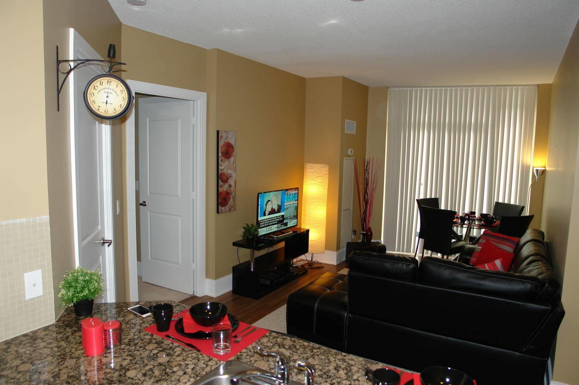 Goodwood Suites Mississauga Exterior foto